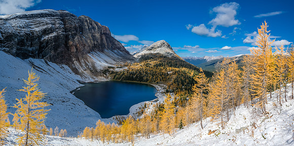 Descending to Talc Lake.