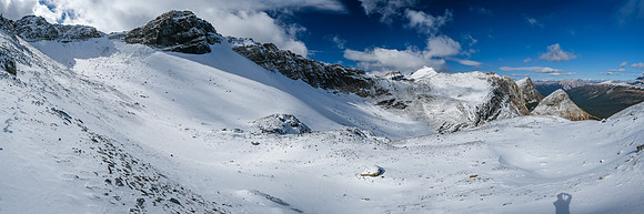 Descending the east face of Natalko.