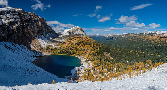 Descending to Talc Lake.