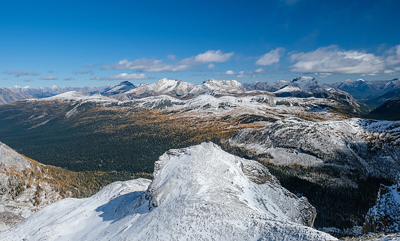 Views east over Pharaoh Creek to Healy Pass.