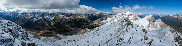Views over Verdant Creek to Shanks (L), Hawk Ridge, Haiduk, Scarab, Pharaoh and Sphinx (R).