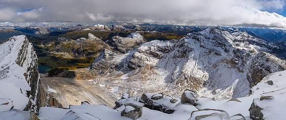 Views to the Pharaoh Peaks and Scarab Peak (R).