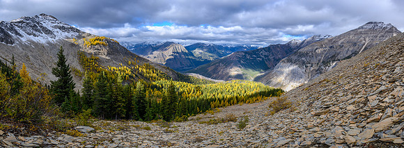 Hawk Ridge North at left, Isabelle Peak at right.