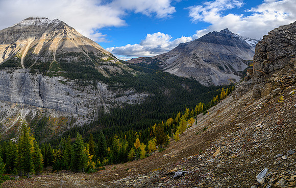 Views back down to Hawk Creek and Isabelle Peak.