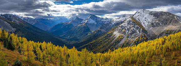 Views along Hawk Ridge down the upper Verdant Creek valley.