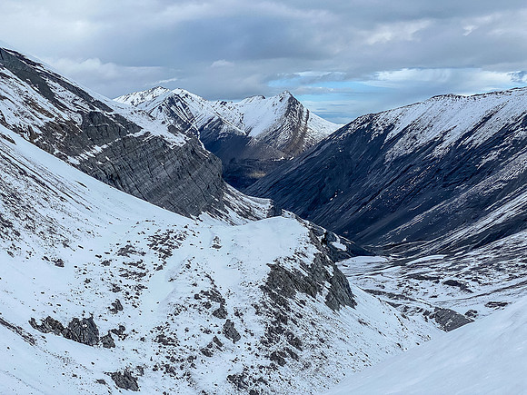 Views down the NW valley towards Wingnut Peak.