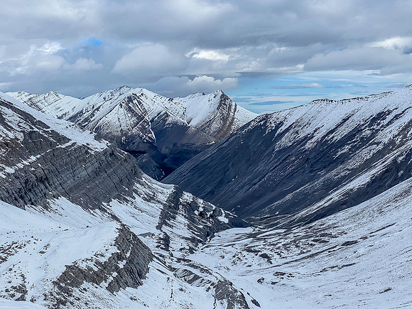 Views down the NW valley towards Wingnut Peak.