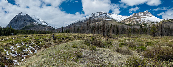 Starting towards the SE end of Wingnut Peak. Aries at left.