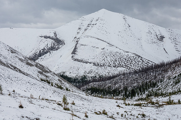 Traversing out of the SE bowl back towards Aries Peak.