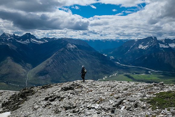 Descending the long south ridge of Mount Shanks.