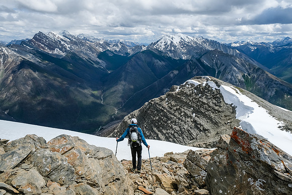 Descending the long south ridge of Mount Shanks.