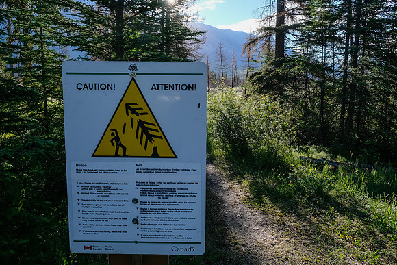A warning about travelling through the burn area.