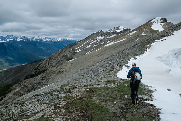 Traversing the south ridge of Mount Shanks.