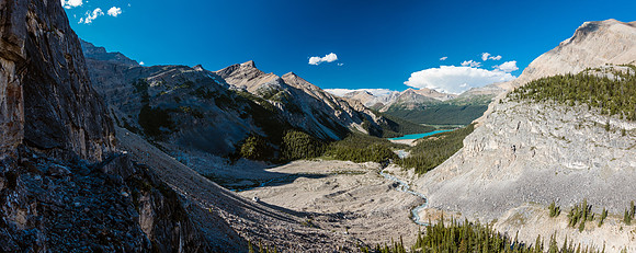 Looking the other way from the last photo along the cliffband trail. I followed it out and then descended to the right before crossing the flats to the Bow Glacier Falls hiking trail.