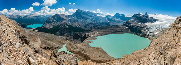 Views from the start of the staircase section include Bow Lake on the left, unnamed in the middle and Iceberg Lake on the right.