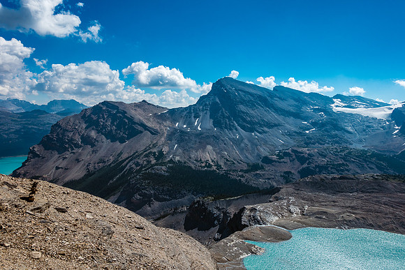 Looking back at a cairn I built along the traverse.