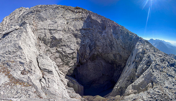 Wardle's Hole on the SW face of Mount Wardle.