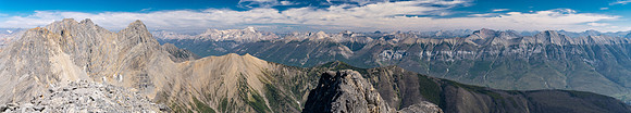 Verendrye, White Tail peaks (L), Stanley, Ball, Isabelle, Haiduk, Hawk Ridge, Monarch and Mount Shanks (R).