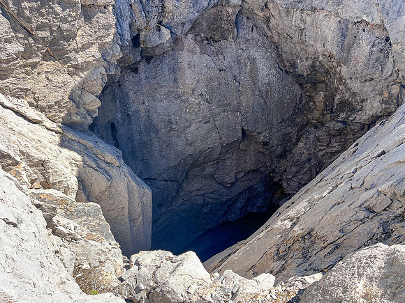 Wardle's Hole on the SW face of Mount Wardle.