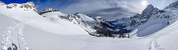 Traversing avalanche slopes into the upper SE valley.