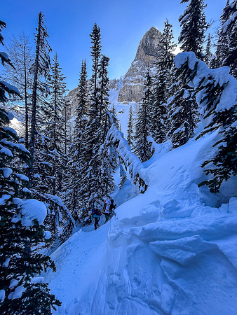Skiing under a Chickadee Peak outlier.
