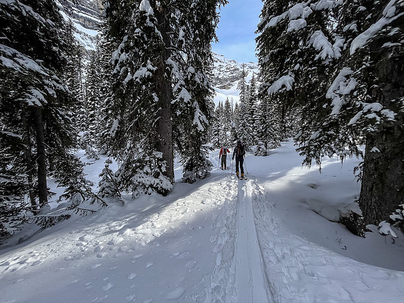 Skiing to the back of Chickadee Valley.