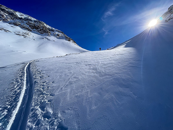 Ascending to Boom Col.
