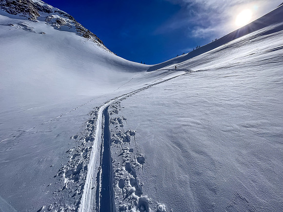Ascending to Boom Col.