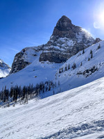 Skiing under a Chickadee Peak outlier.