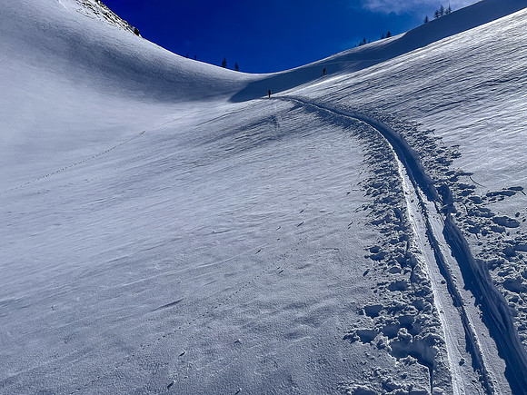 Ascending to Boom Col.