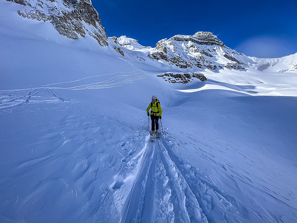 The north glacier behind us now as we ski Boom Valley.