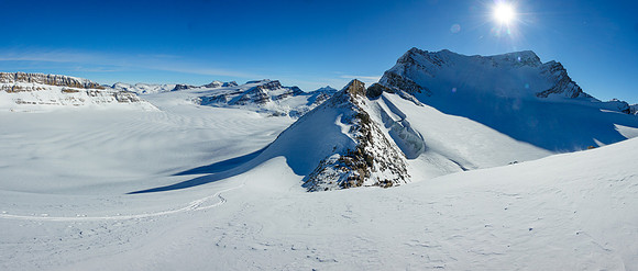 Descending the south ridge to the Collie col.