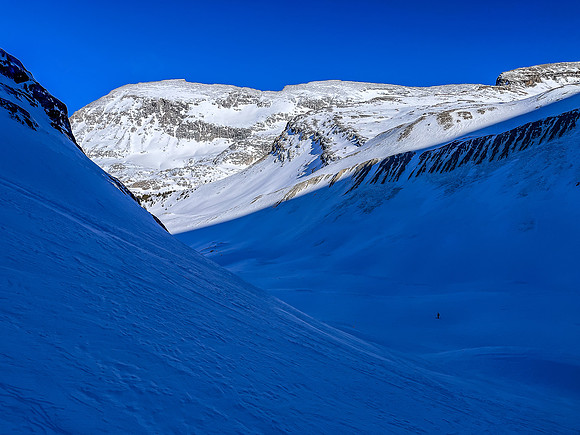Skiing out of the valley back to the approach canyon.