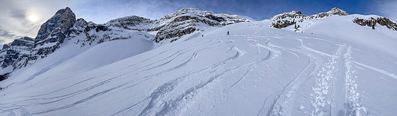 Skiing up moraines at the back of Chickadee Valley.