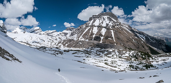Heading over the pass and descending to the Huntington Meadows below. Our first view of Cirrus rising in the far distance at left with Tuft rising right in front of us.