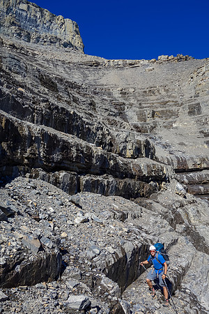 The scrambling was fun on the ascent but got old fast on descent. Each one of these cliff bands is just high enough to be a PITA while trying to descend safely.