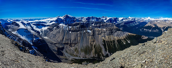 The impressive Ridge's Creek valley which drains the Lyell Icefield is far below us.