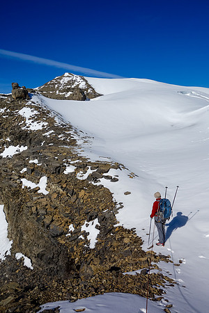Eric at the low point before we ascend Hooge Peak.