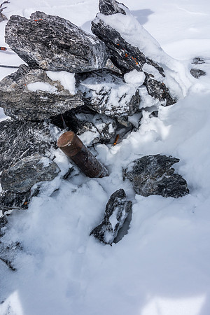 I was majorly bummed out that the summit register was frozen so solid I couldn't pry open the book!