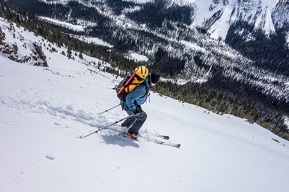 Wietse skis the upper avy slope.