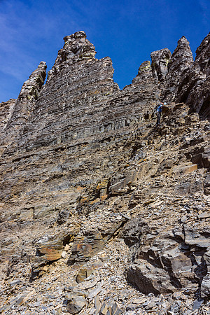 Kev works his way down along the gully separating Assiniboine and Lunette.