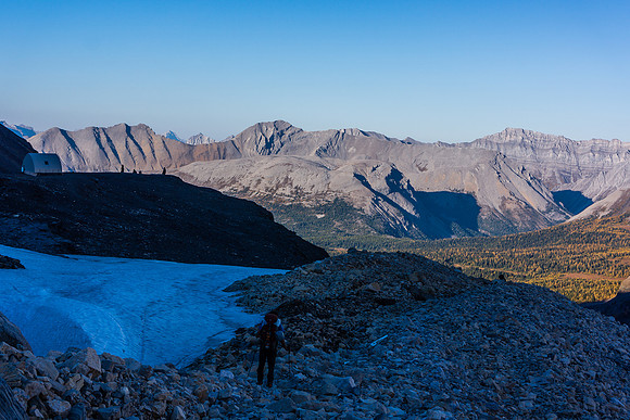 Approaching the Hind Hut.