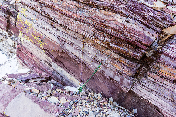 Lots of rappel stations start showing up around the red band.