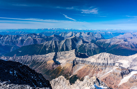 Mount Docking with the Mitchell Range, Harkin and Doer in the distance.