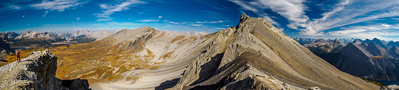 Descending from Wonder Peak to Wonder Pass.