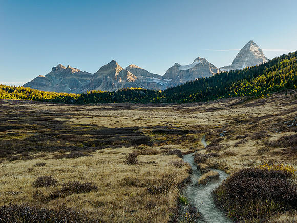 Hiking from Wonder Pass to Og Lake.