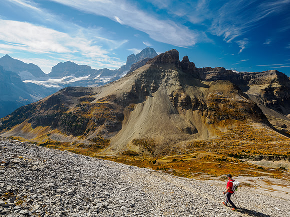 Descending from Wonder Peak to Wonder Pass.