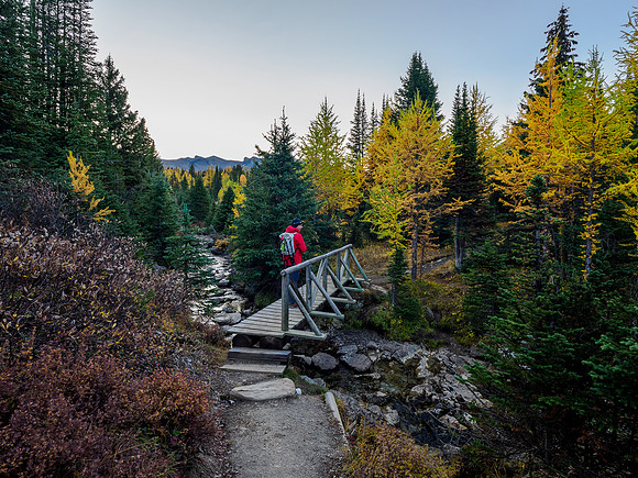 Hiking from Lake Magog up the Wonder Pass Trail.