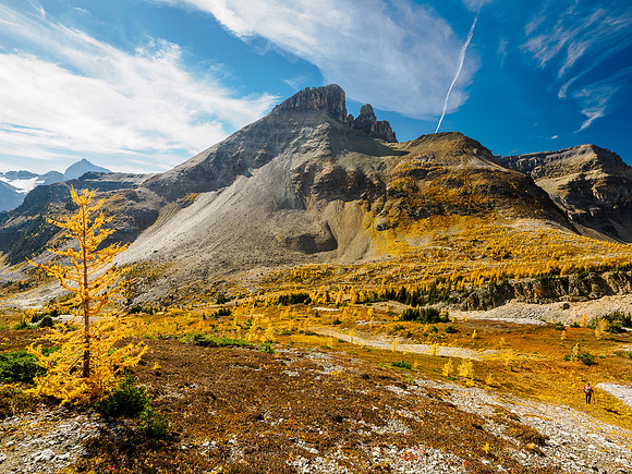 Traversing to The Towers via Wonder Pass.