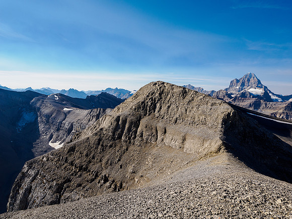 Traversing back from Gibraltar Rock to Mount Cautley.